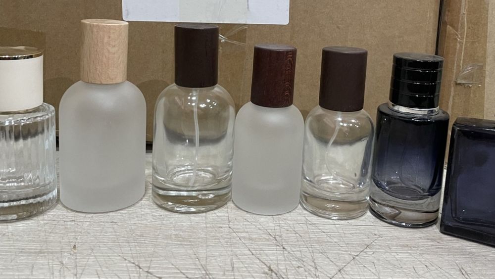 Optomga atir uchun flakon idishlar