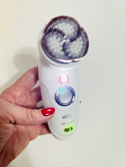 Perie electrică Braun (exfoliere)