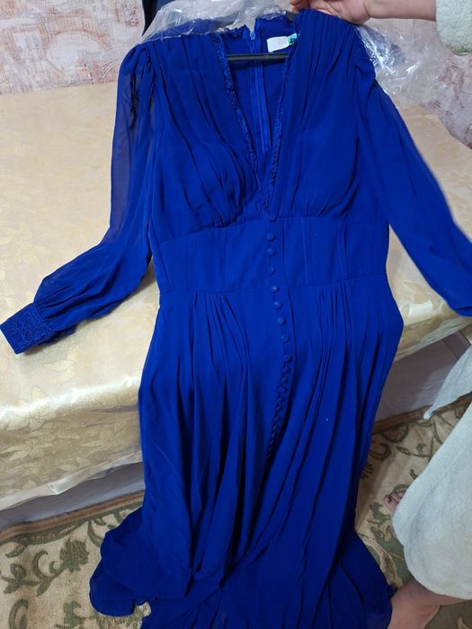 Шикарное платье от Joven