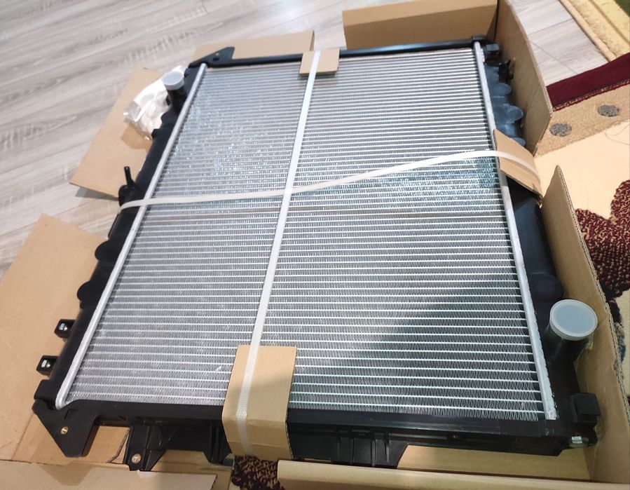 Радиатор двигателя TOYOTA (FORTUNER I; HILUX VII)