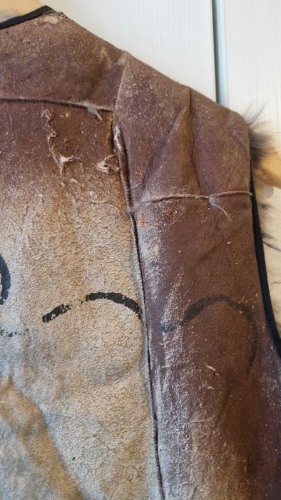 Двулицево елече от естествена кожа/косъм