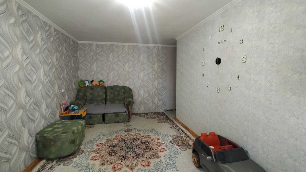 Трехкомнатная Центр Спортзал 3 этаж