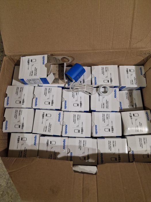 Vând actuator, distribuitor uponor