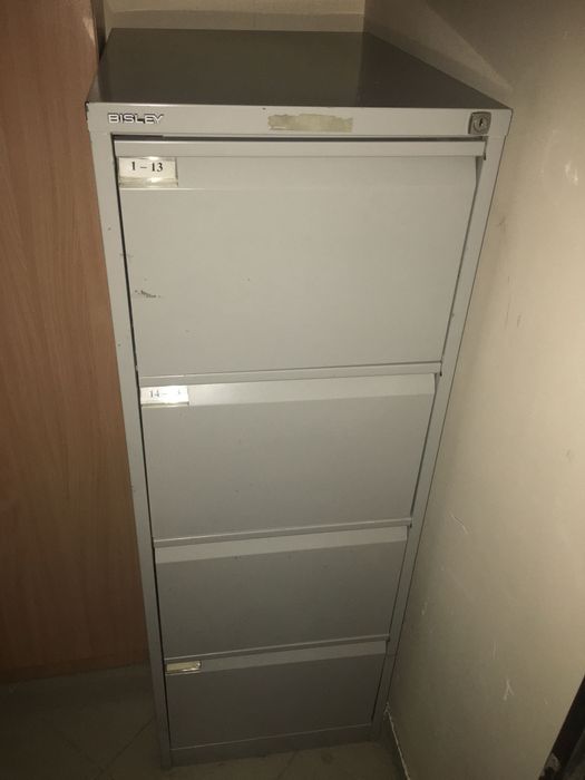 Продам шкаф железный