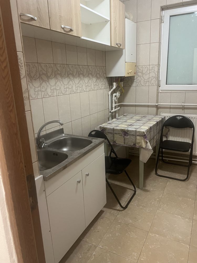 Inchiriez ap 2 cam Tecuci