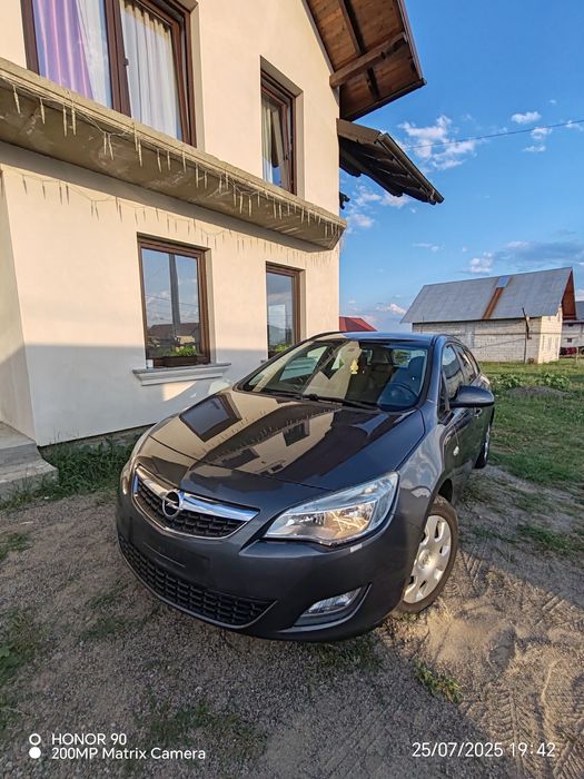 Opel Astra / 2012/ 1,7 CDTI/ euro 5