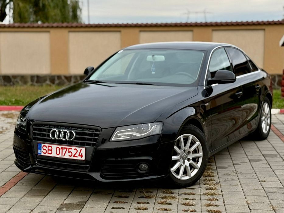 Se vinde Audi A4 b8 interior s-line 
Motorizare: 2.0 TDI (1.997 cm³)
P