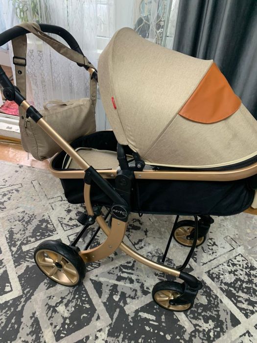 Продам коляску состочние почти как новая