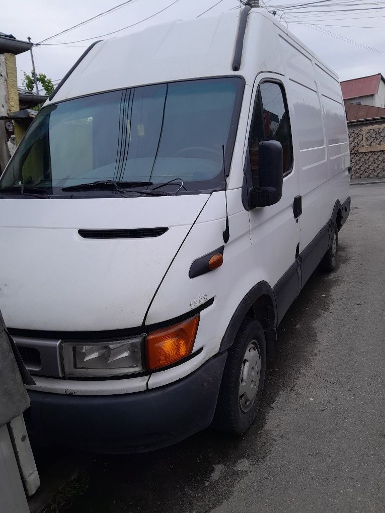 Vind dubă iveco daili 35c11
