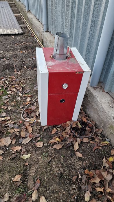 Продам газовый котел напольный