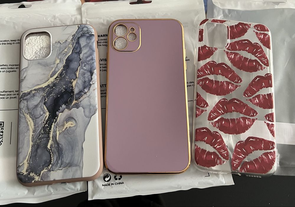 Кейсове за Iphone 11