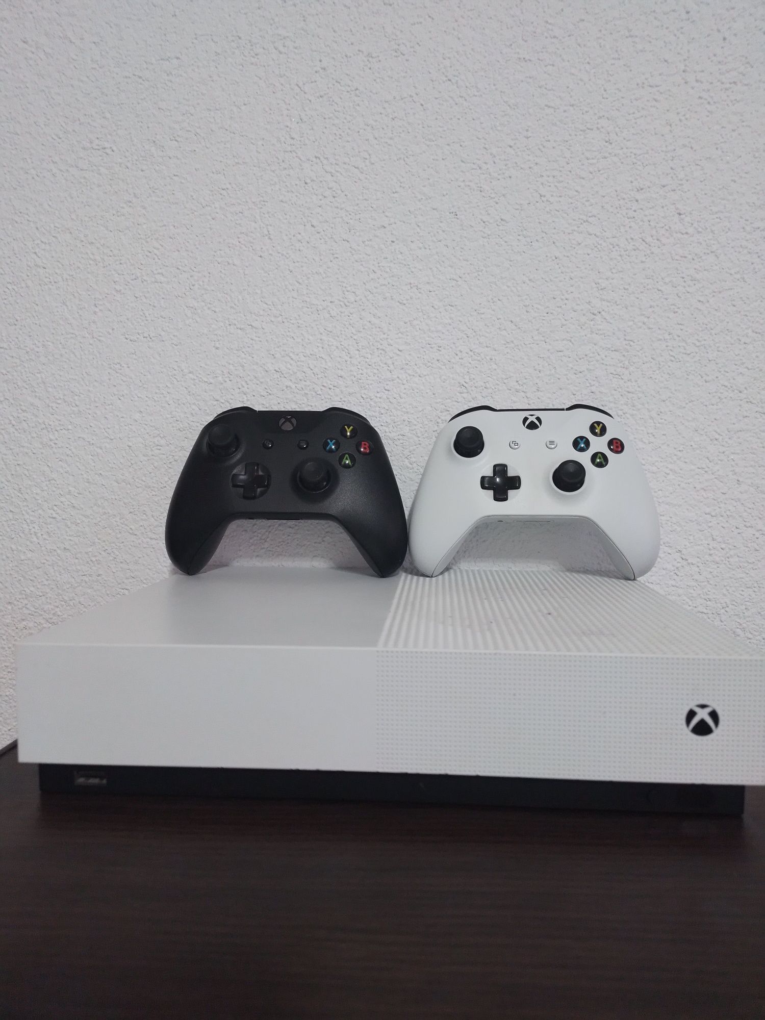 Xbox one S all digital 1TB