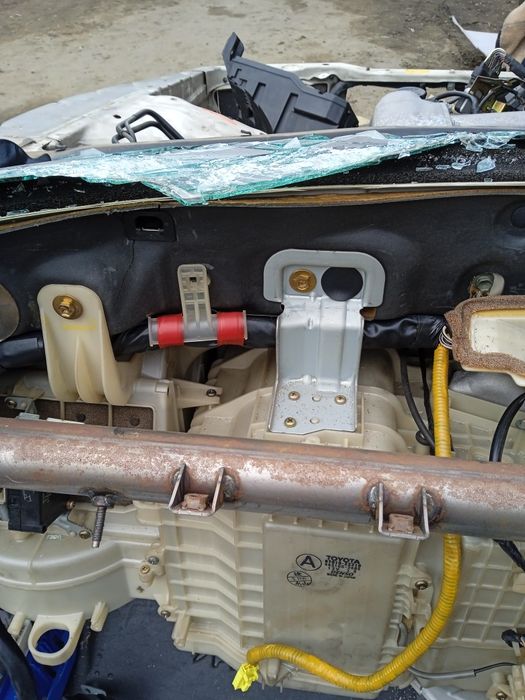 Кузовные детали.