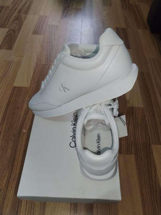 Adidași Calvin klein