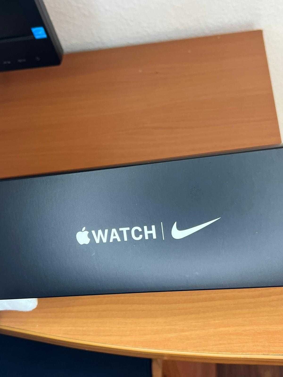 Vand SMARTWATCH seria 8 nike, nou!