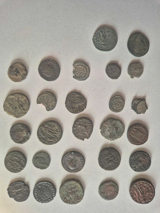 Стари банкноти и монети