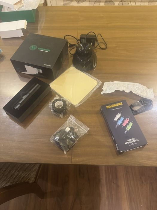 Dragonhawk машинка за татуси