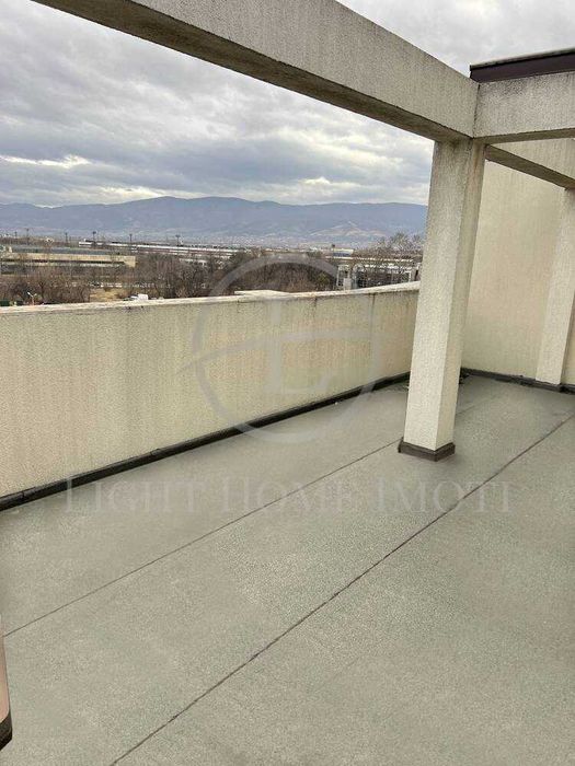 Продава се Тристаен апартамент в Пловдив, Съдийски - 197 кв.м за 676 €/кв.м - Снимка #9