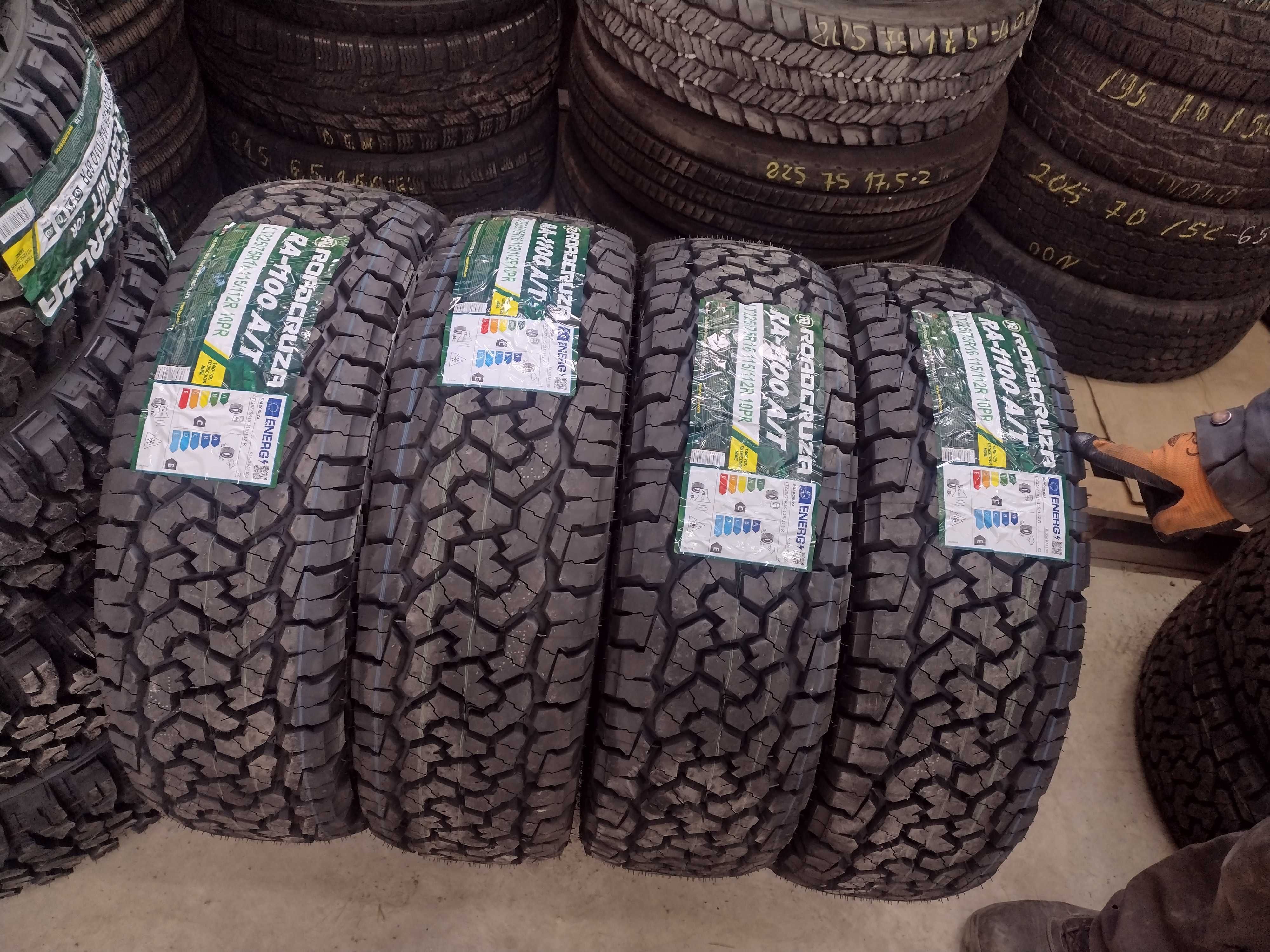 4 бр.Нови гуми  Roadcruza 225 75 16 dot4224 цената е за брой!