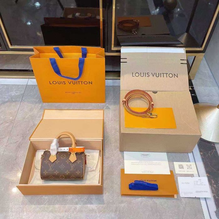 Geantă pentru femei Louis Vuitton nano speedy