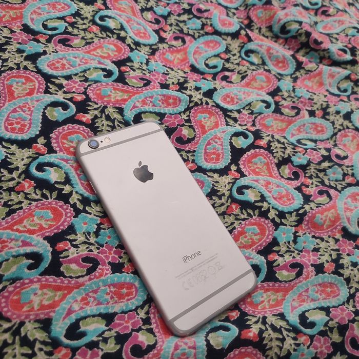 Apple Айфон 6 буу