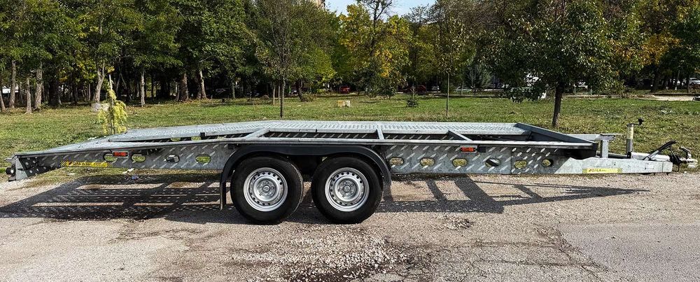 Платформа за кола