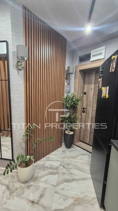 Продава се Тристаен апартамент в Пловдив, Кършияка - 65 кв.м за 2847 €/кв.м - Снимка #8