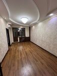 Срочно 2/2/4 Зеркалка. Домрабад 188 школа.