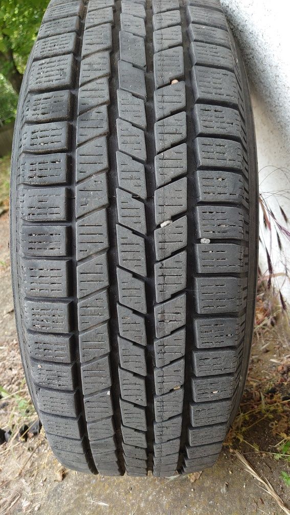 Зимни Pirelli Scorpion M+S 215 70 16