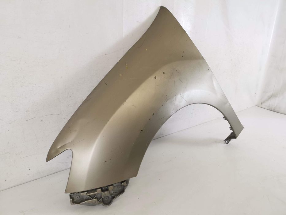 Ляв преден калник Дачия Логан 2 / Dacia Logan 2 [ - ] Без отвор за миг