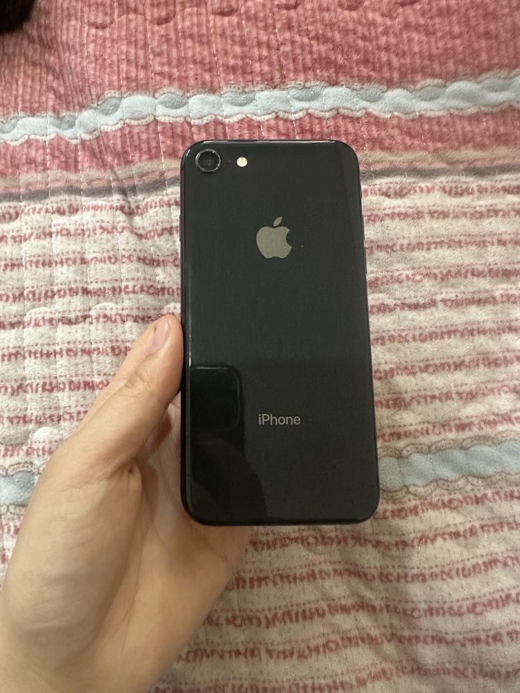 Iphone 8 olmoqci bulganalr telefon qilamiz