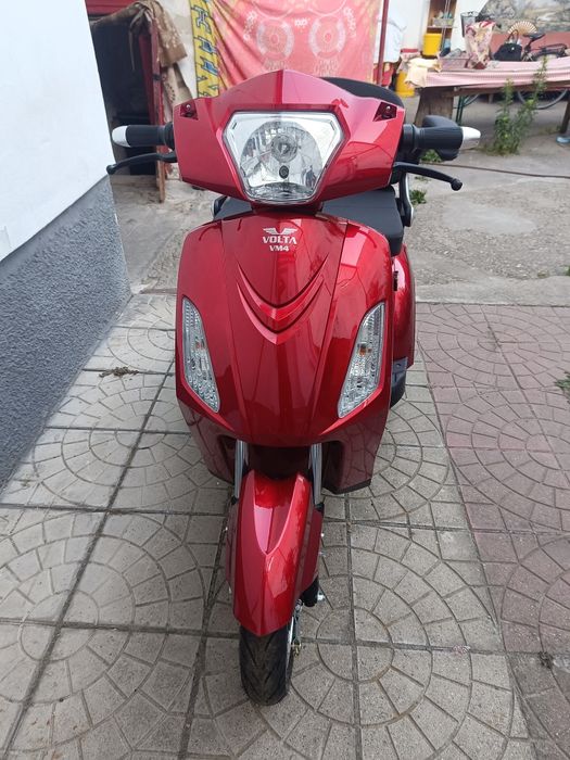 Vând tricicleta Voltarom, fara permis, ca nouă.