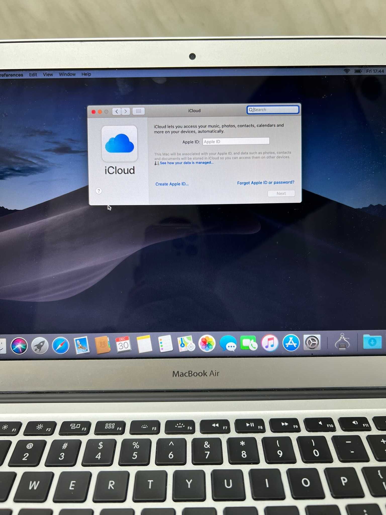 Laptop Apple MacBook Air 13'' 2017 - i5 Zeus Amanet Rahova 7100