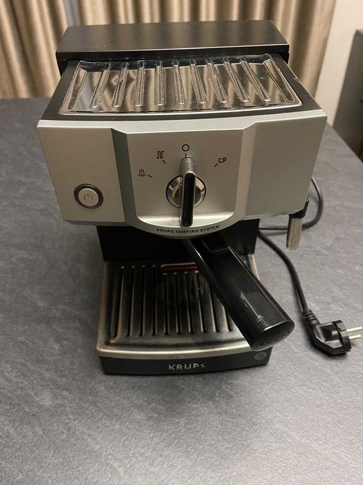 Vand espressor Krups XP562!