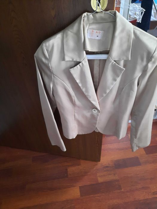 rochii de ocazie/ sacou, pantalon