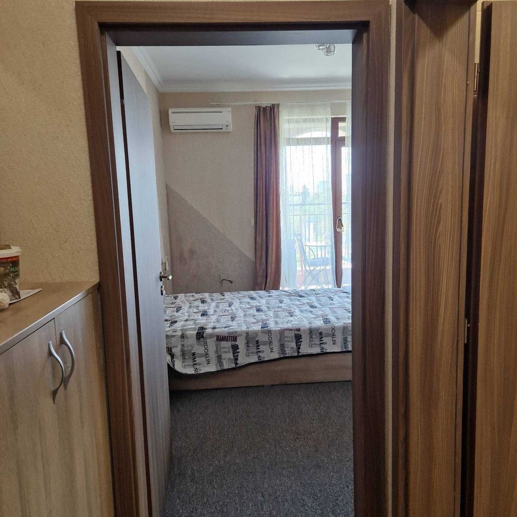Дава се под наем Двустаен апартамент в Бургас, Зорница - 48 кв.м за 400 € - Снимка #8