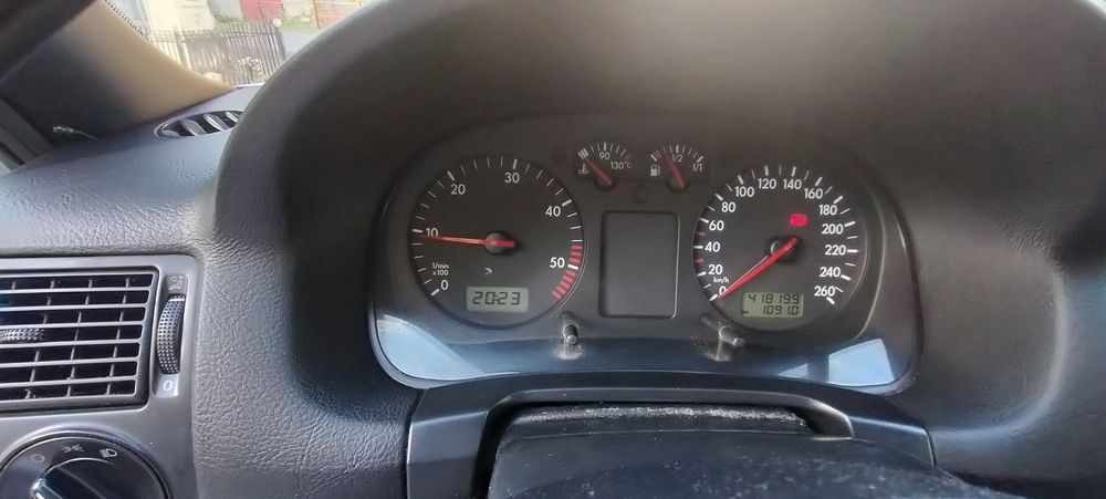 Vând golf 4 1.9 130 cp
