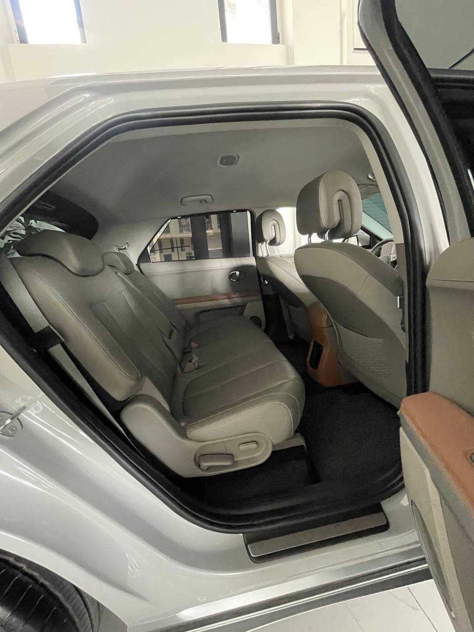 hyundaiy iq SROCHNA!!!