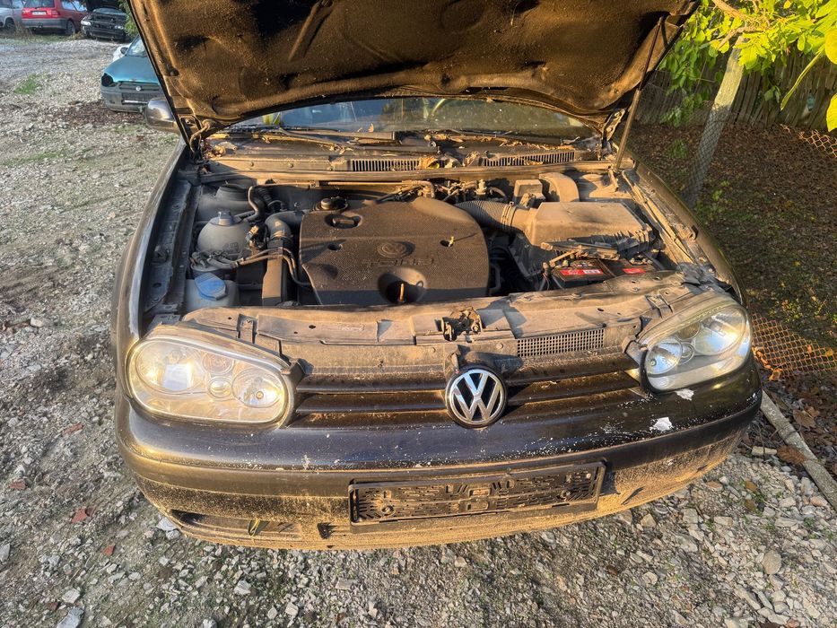 Продавам части за голф 4