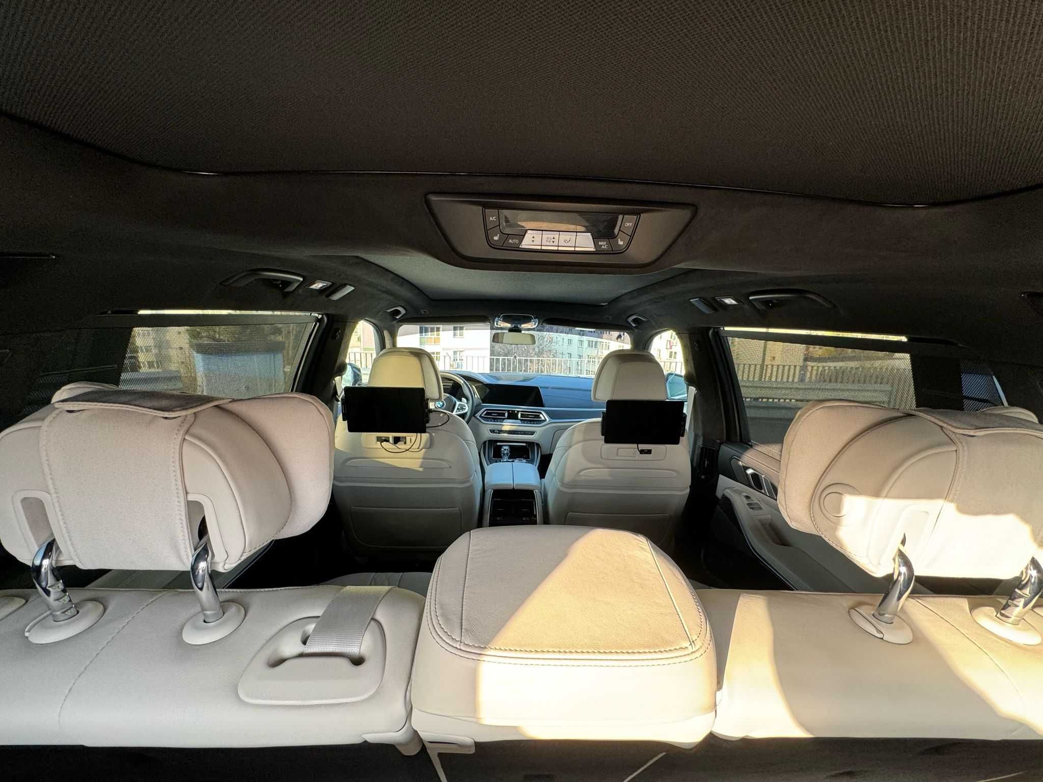 Bmw X 7 culoare deosebita km reali 77000