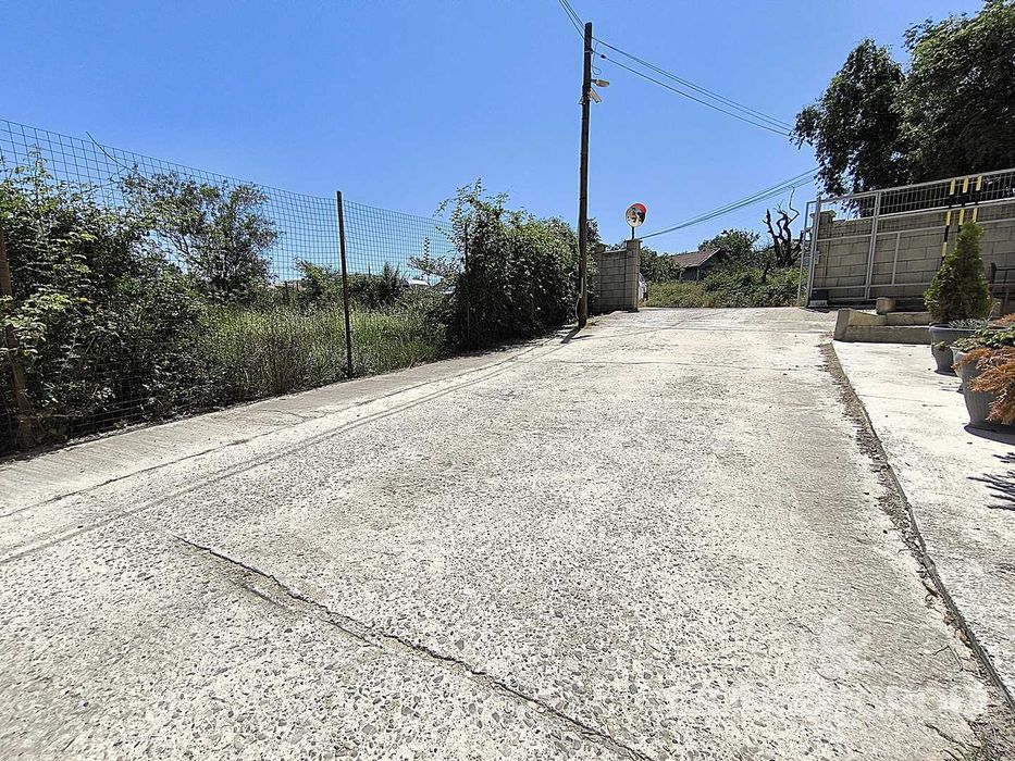 Дава се под наем Тристаен апартамент в Варна, м-т Траката - 98 кв.м за 129990 € - Снимка #17