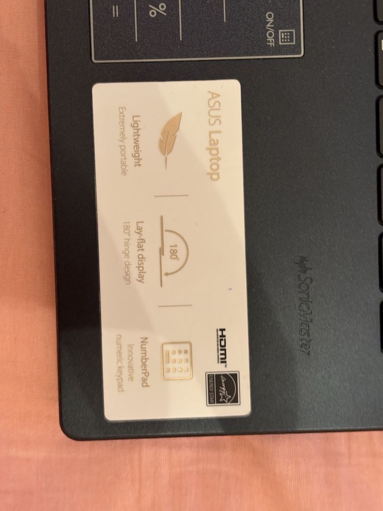 Лаптоп Asus Ultrabook