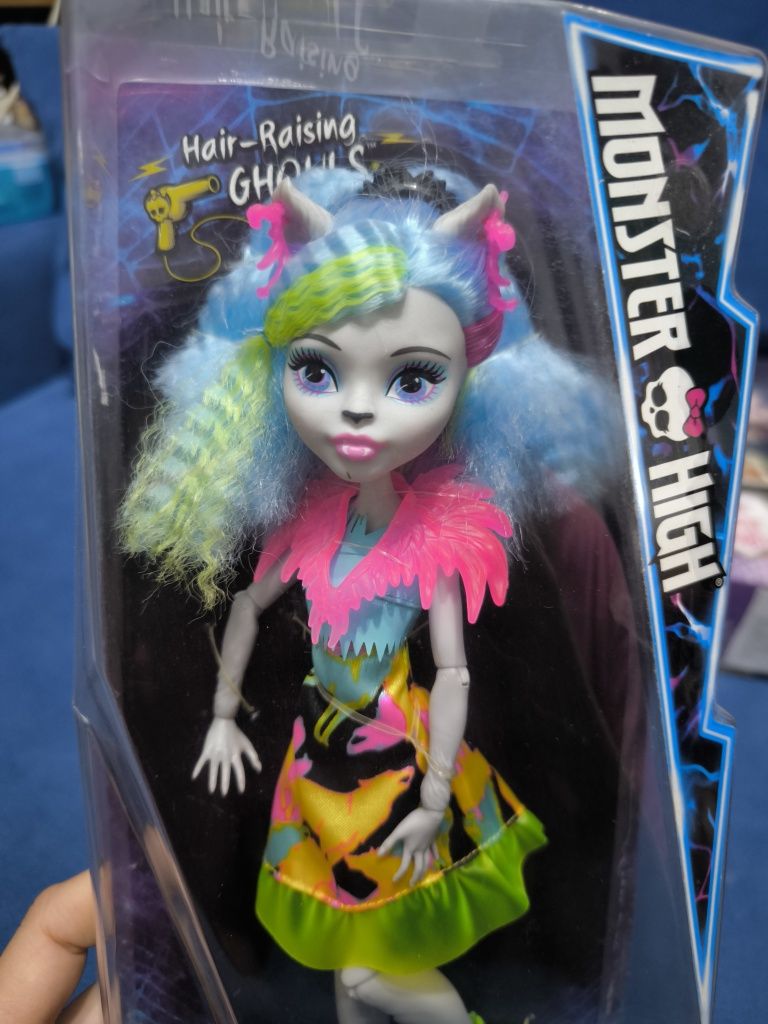 Barbie Monster high ever after high