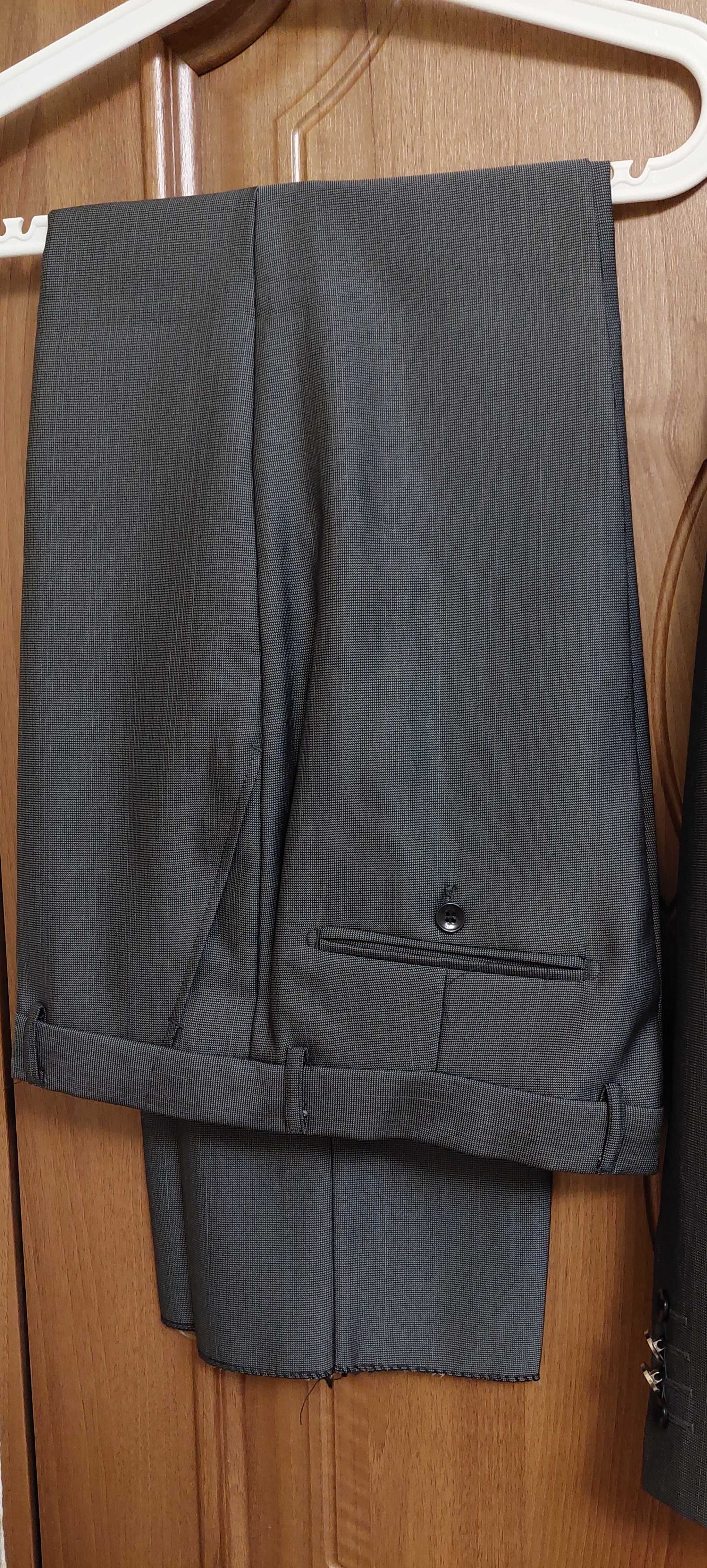 мужской костюм брюки и пиджак
