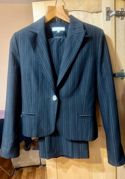 Дамски костюм на раета