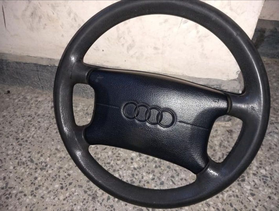 Оригинален Волан за AUDI A4-B5