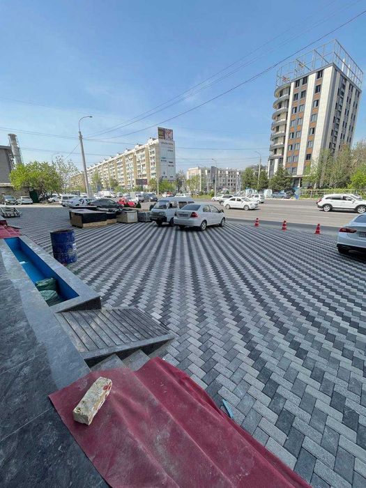 Сдаются в аренду офисы на первой линии на втором этаже