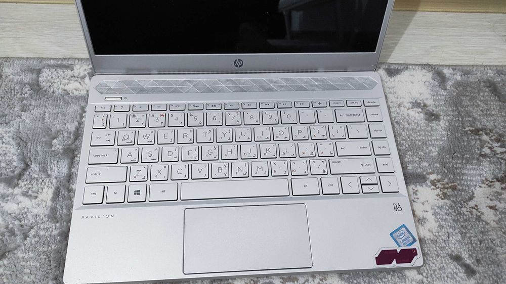HP Pavilion Ultra book 256 SSD.i5 8th