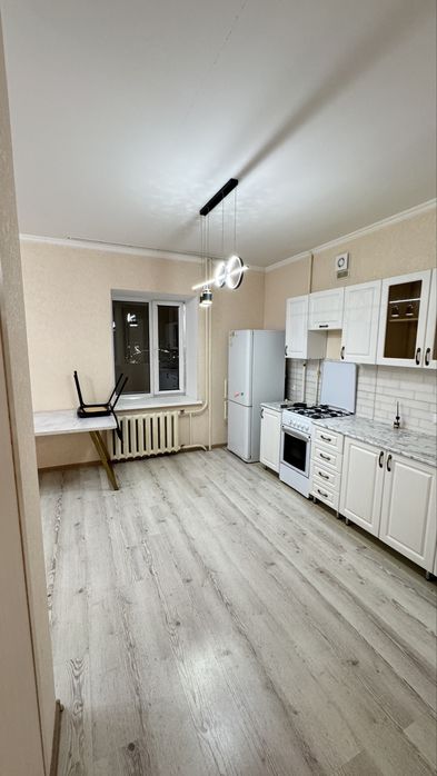 Сдам 2-комнатную квартиру надлительно семейным