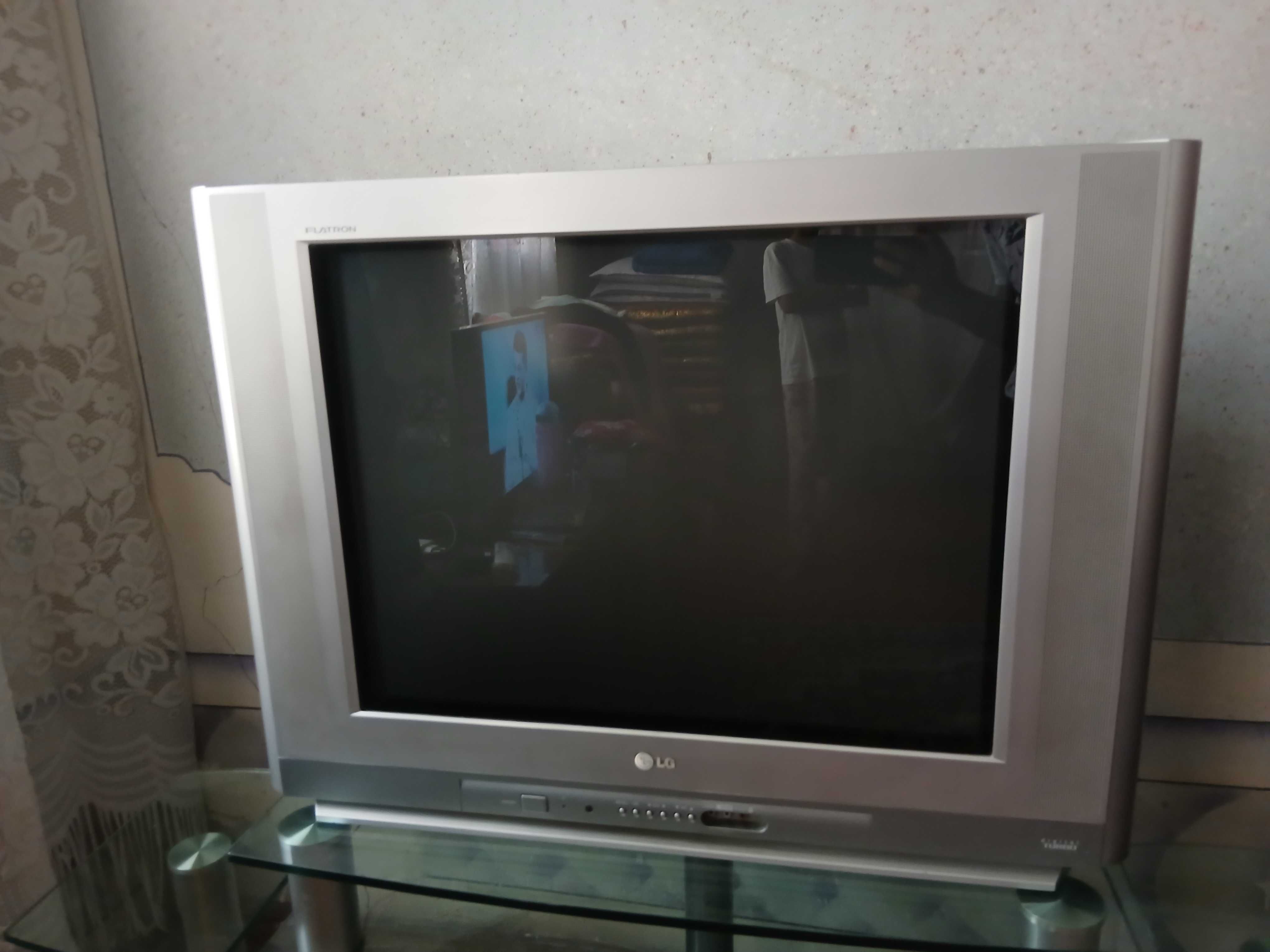LG 72 TELEVIZOR подстафка